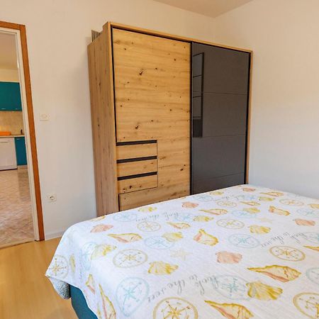 Apartments Baricevic Бол Экстерьер фото