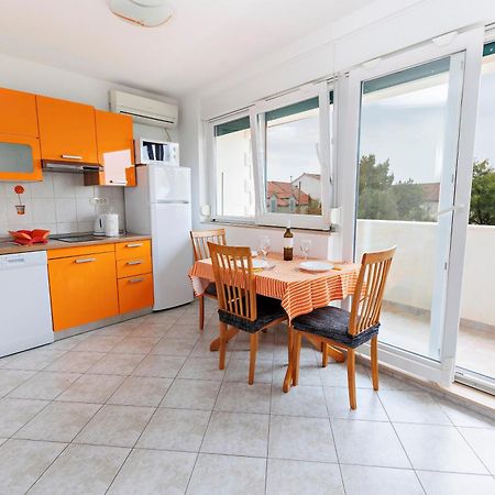 Apartments Baricevic Бол Экстерьер фото